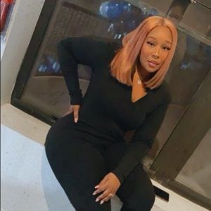 Meet your Posher, Ayesha